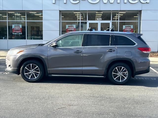 used 2018 Toyota Highlander car, priced at $23,108