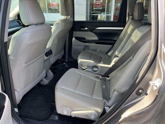 used 2018 Toyota Highlander car, priced at $23,108