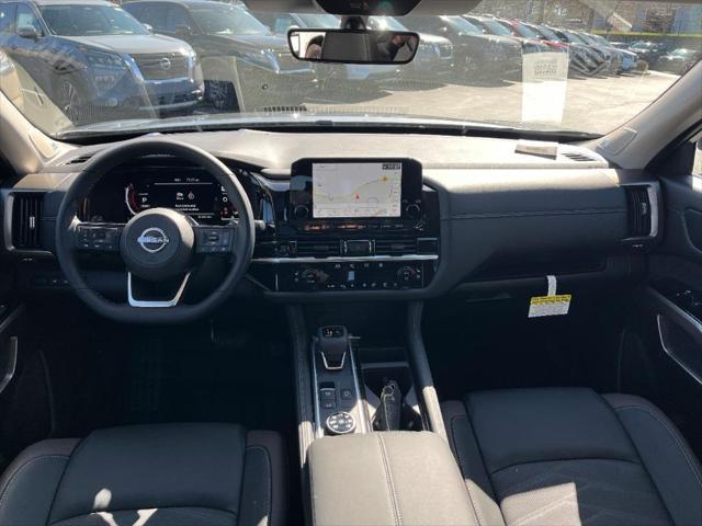 new 2025 Nissan Pathfinder car, priced at $49,465