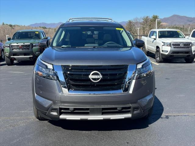 new 2025 Nissan Pathfinder car, priced at $49,465