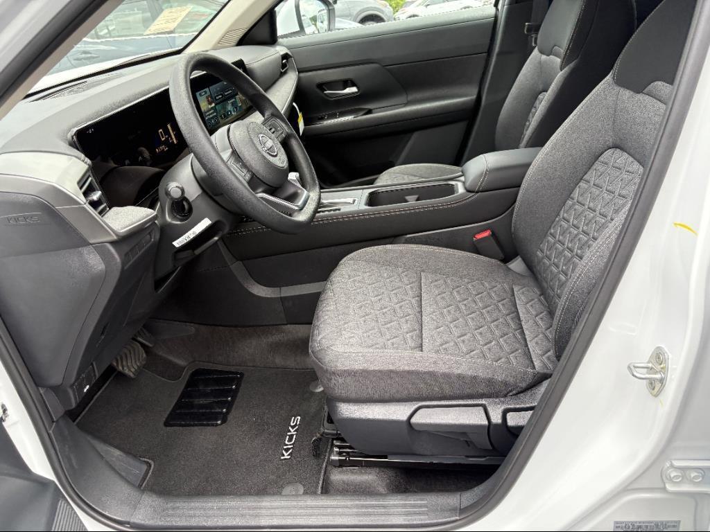 new 2025 Nissan Kicks car, priced at $26,555