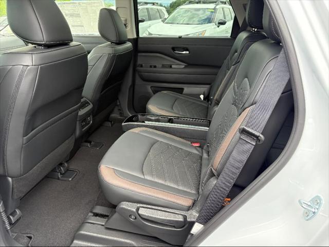 new 2025 Nissan Pathfinder car, priced at $51,898