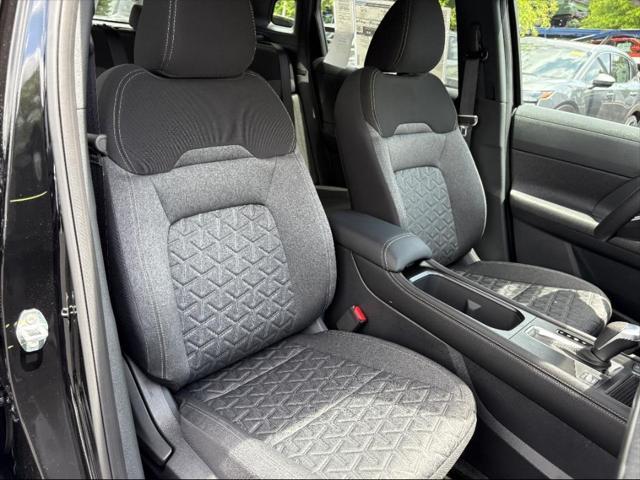 new 2025 Nissan Kicks car, priced at $26,555
