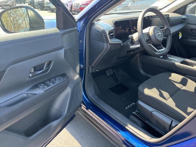 new 2025 Nissan Kicks car, priced at $24,015