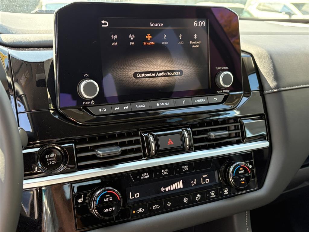 new 2025 Nissan Pathfinder car, priced at $41,895