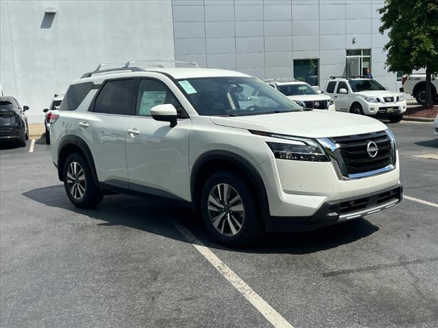 new 2024 Nissan Pathfinder car, priced at $45,082