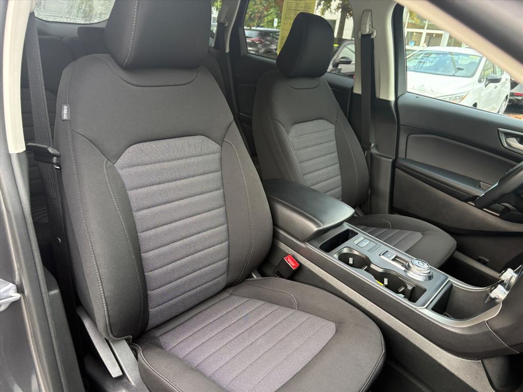 used 2024 Ford Edge car, priced at $27,317
