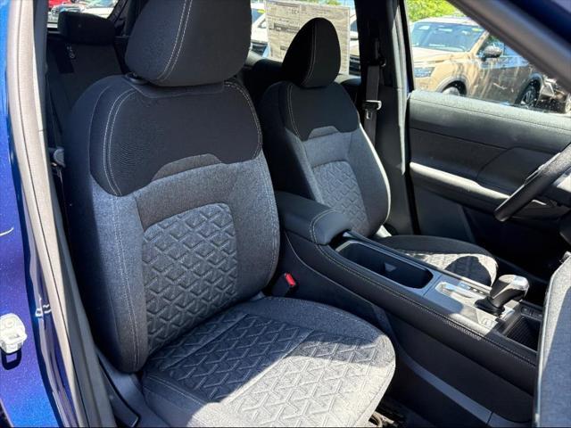 new 2025 Nissan Kicks car, priced at $26,555