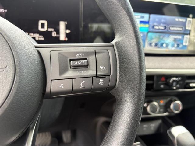 new 2025 Nissan Kicks car, priced at $26,555
