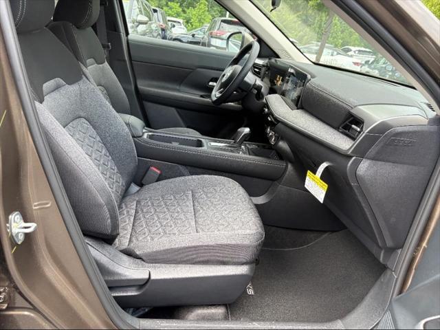 new 2025 Nissan Kicks car, priced at $26,555