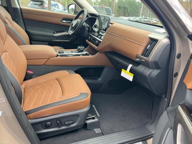 new 2025 Nissan Pathfinder car, priced at $49,965