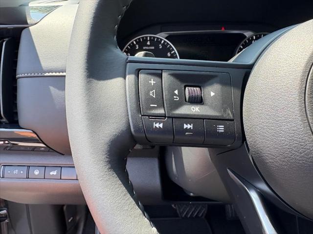 new 2025 Nissan Pathfinder car, priced at $41,368