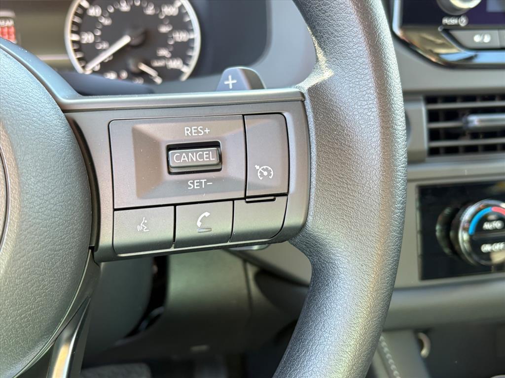 new 2025 Nissan Pathfinder car, priced at $33,371