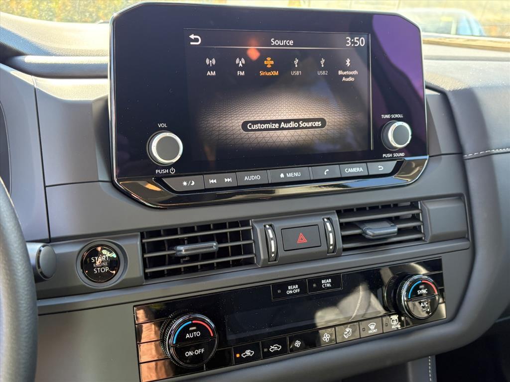 new 2025 Nissan Pathfinder car, priced at $33,371