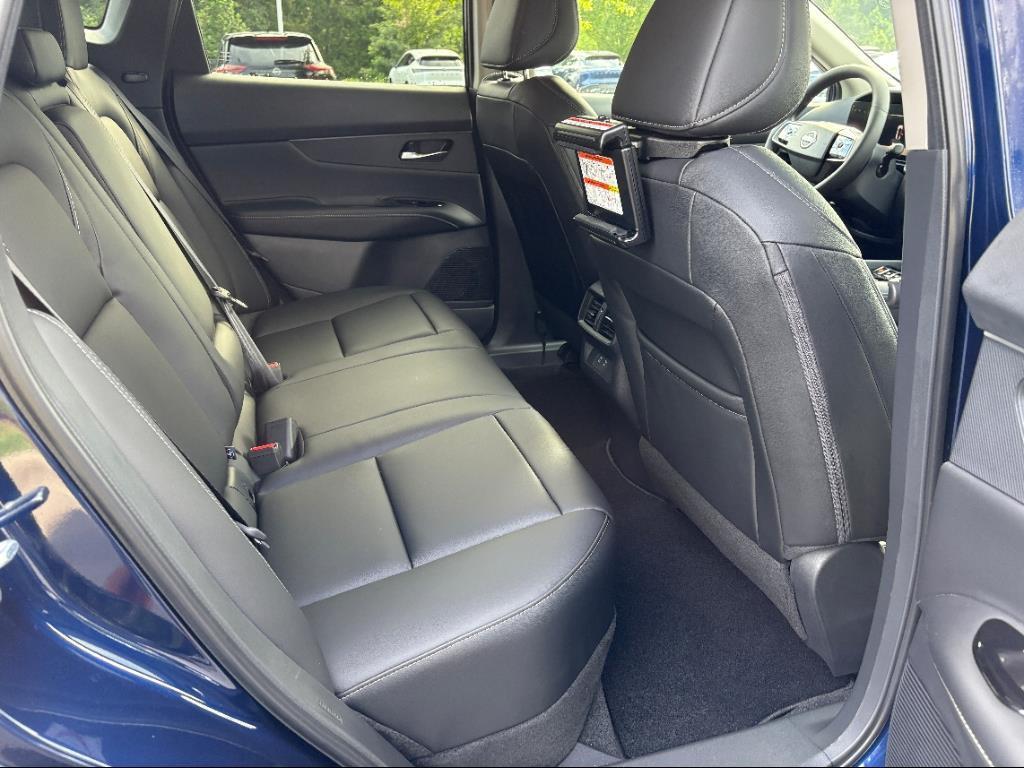 new 2025 Nissan Murano car, priced at $36,875