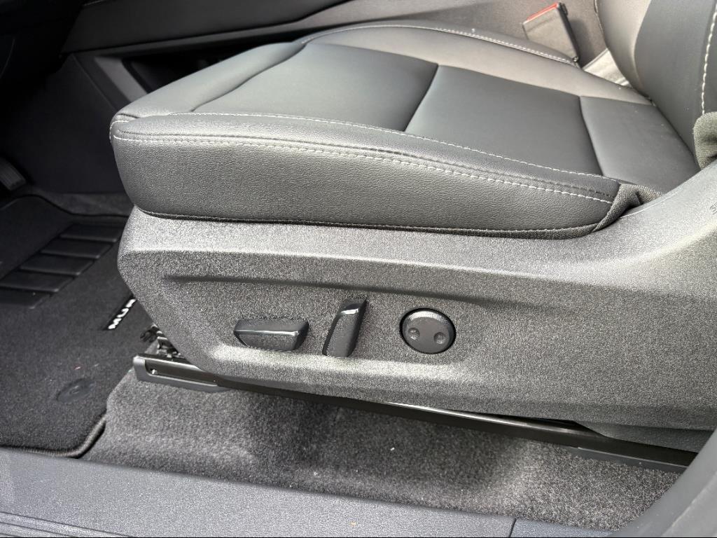 new 2025 Nissan Murano car, priced at $36,875