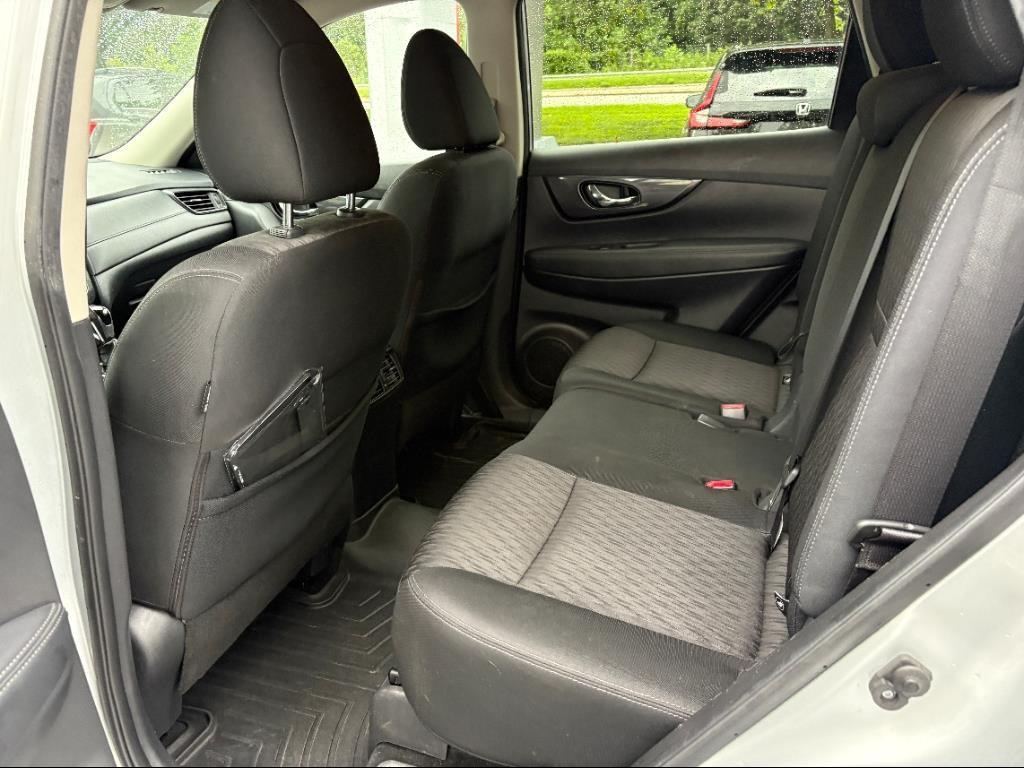used 2019 Nissan Rogue car, priced at $13,215