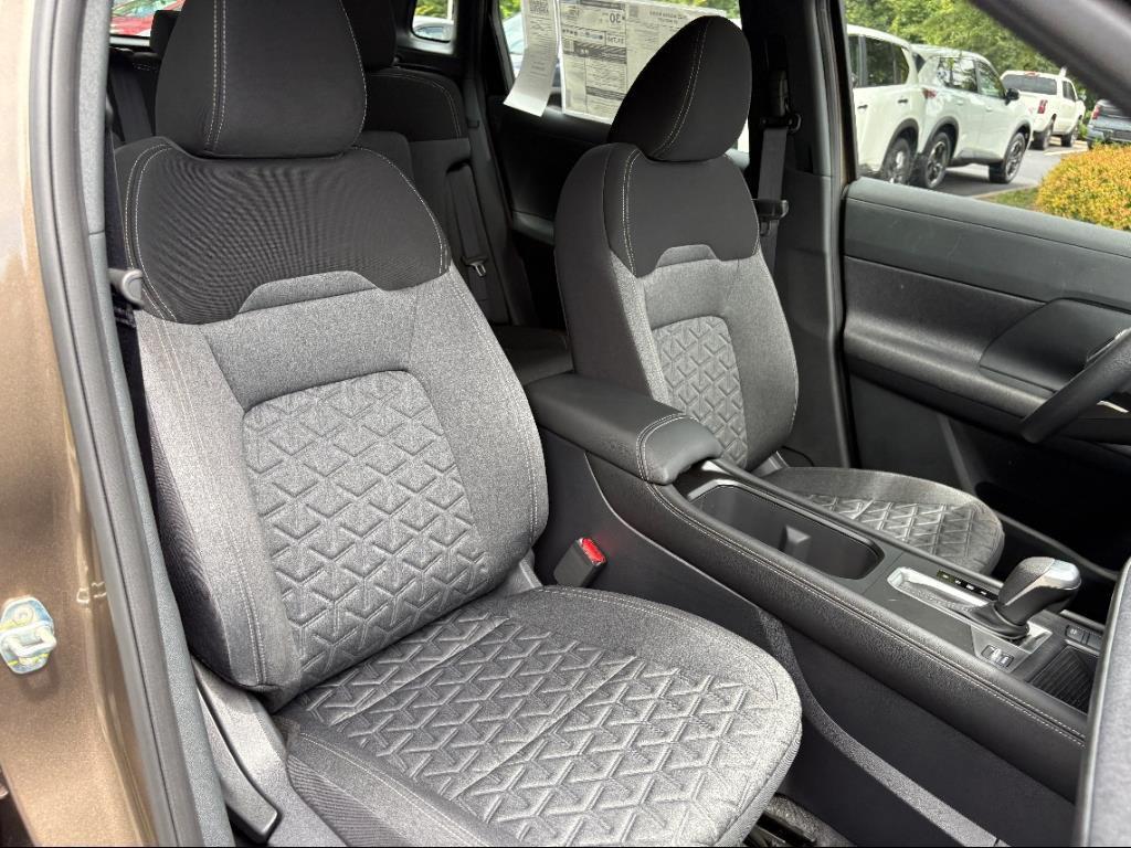 new 2025 Nissan Kicks car, priced at $26,911