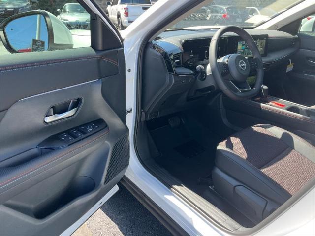 new 2025 Nissan Kicks car, priced at $29,230