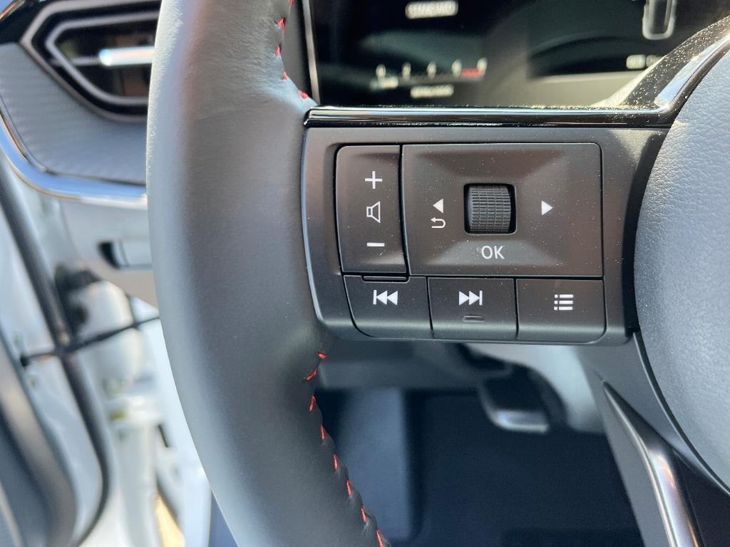 new 2025 Nissan Kicks car, priced at $28,230
