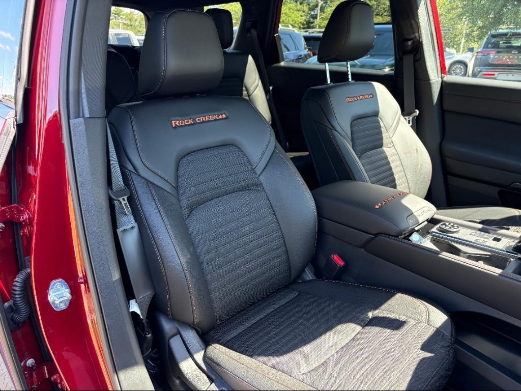 new 2025 Nissan Pathfinder car, priced at $39,584