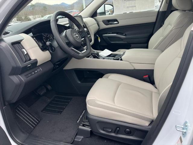new 2025 Nissan Pathfinder car, priced at $43,396