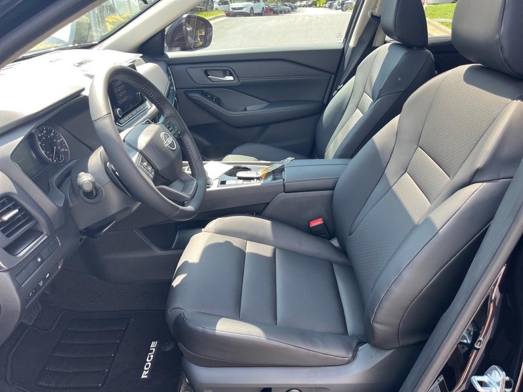 new 2025 Nissan Rogue car, priced at $32,482