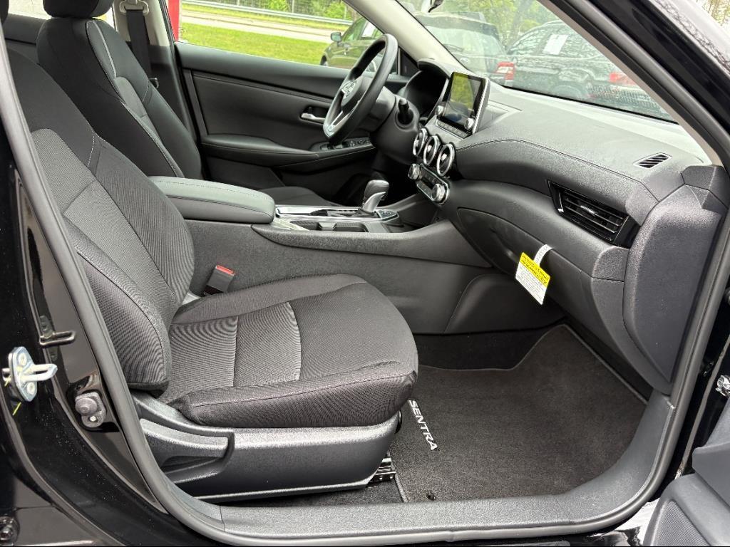 new 2025 Nissan Sentra car, priced at $23,076
