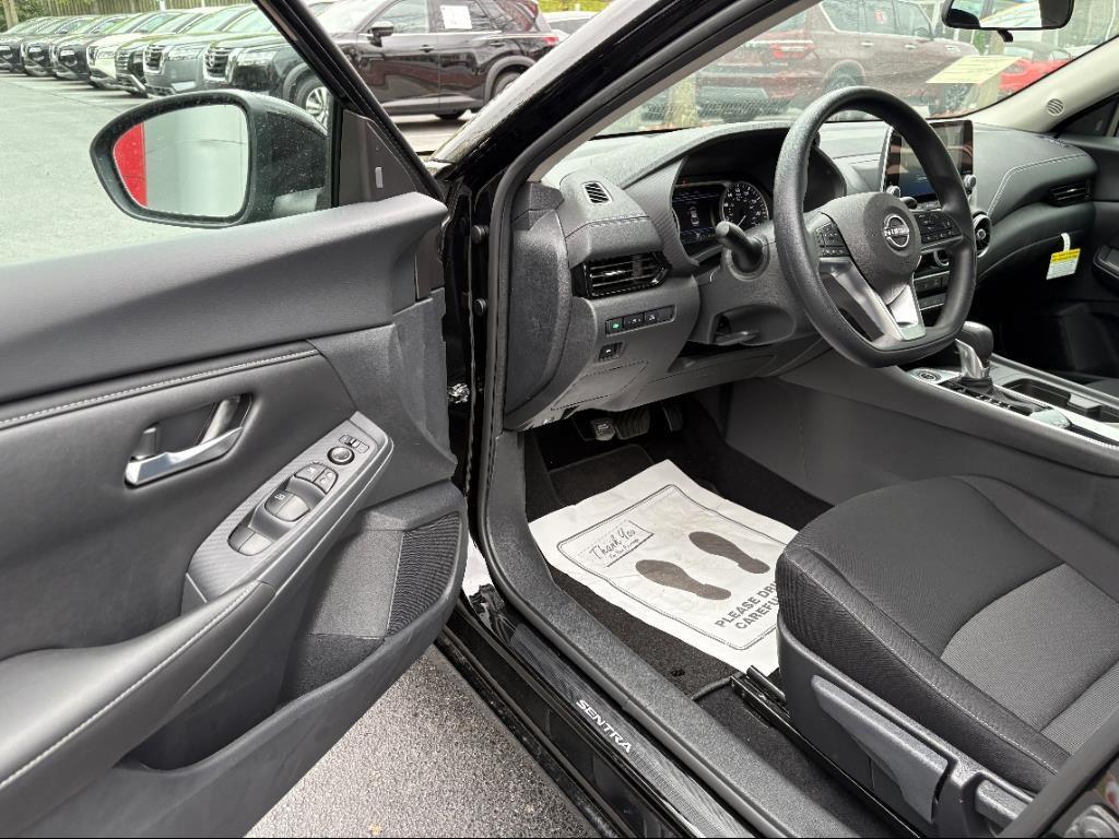 new 2025 Nissan Sentra car, priced at $23,076