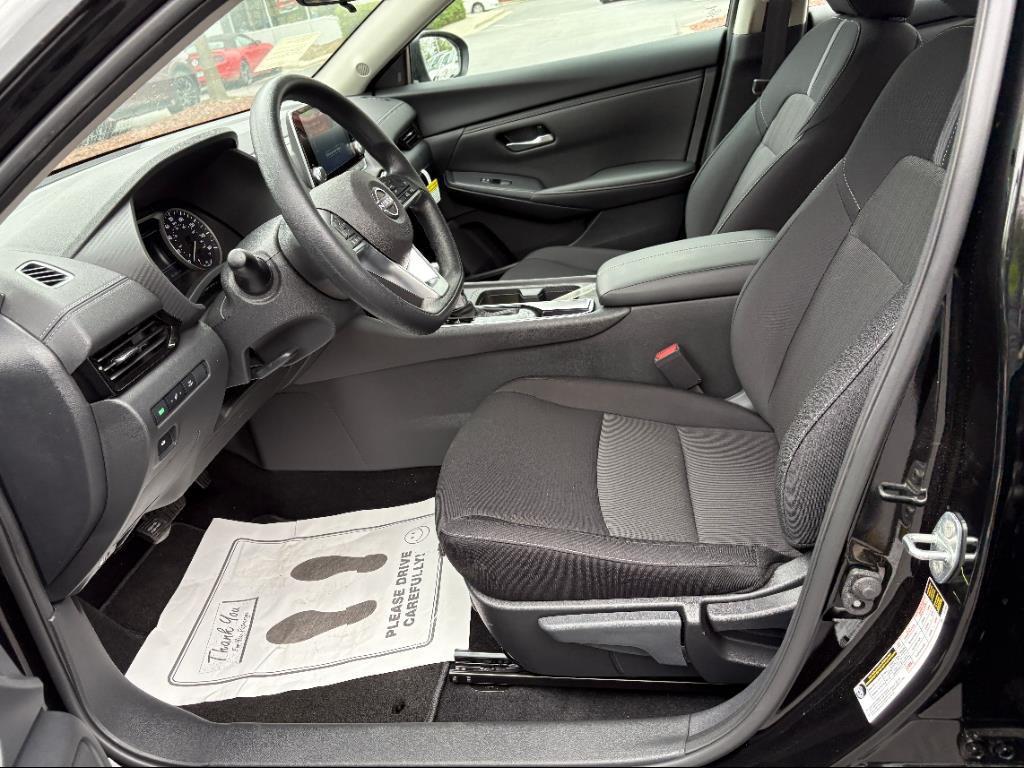 new 2025 Nissan Sentra car, priced at $23,076
