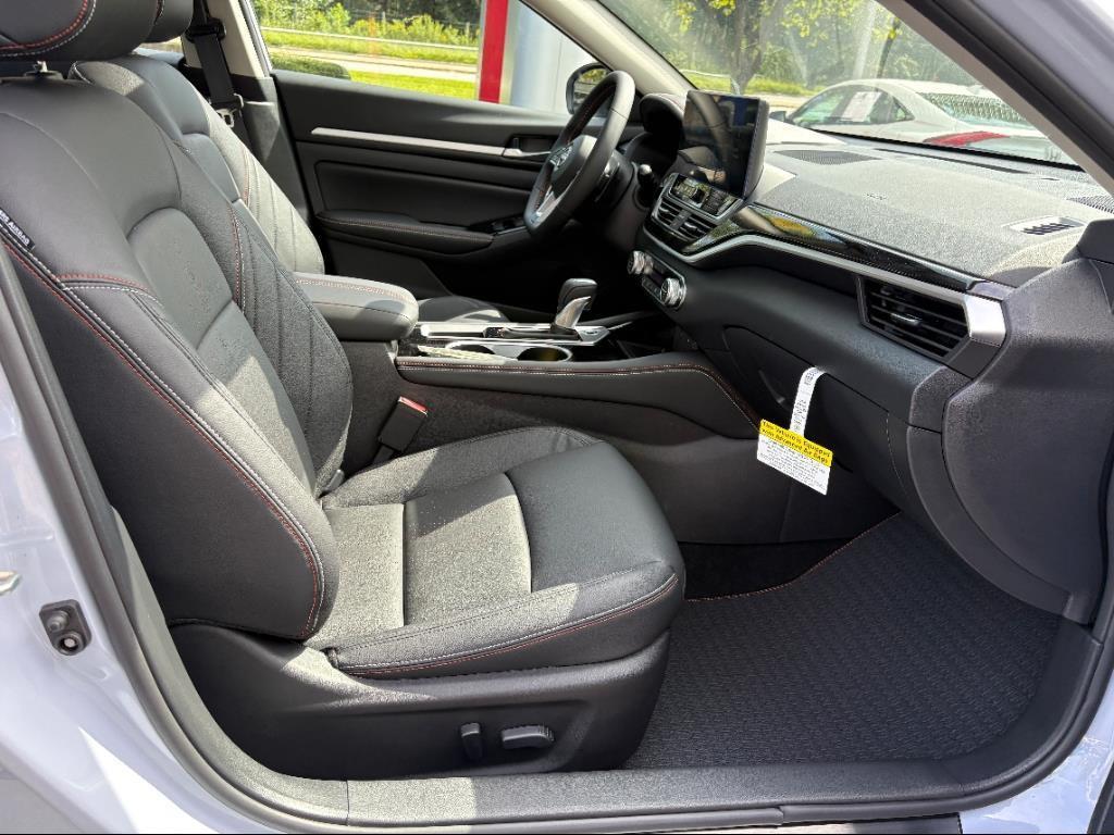 new 2025 Nissan Altima car, priced at $32,181