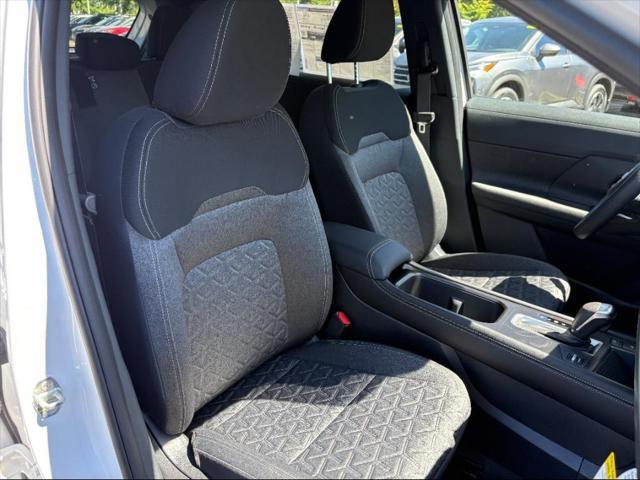 new 2025 Nissan Kicks car, priced at $26,959