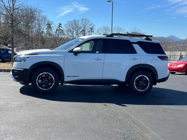 new 2025 Nissan Pathfinder car, priced at $45,675