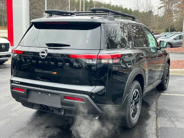 new 2025 Nissan Pathfinder car, priced at $45,675