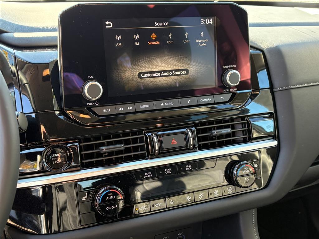 new 2025 Nissan Pathfinder car, priced at $36,978