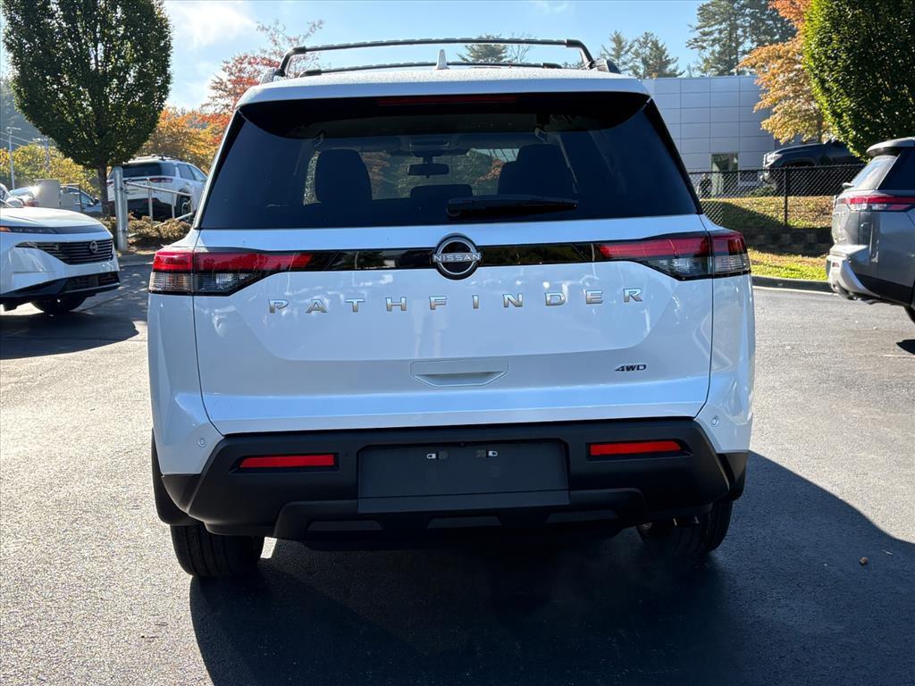 new 2025 Nissan Pathfinder car, priced at $36,978