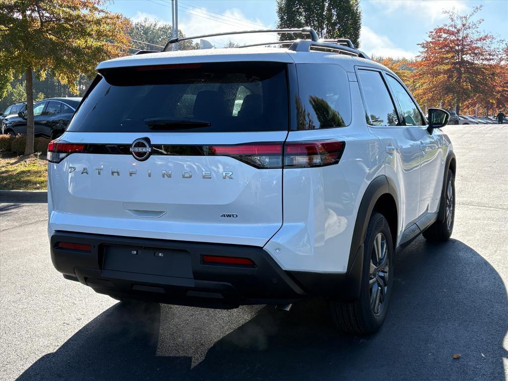 new 2025 Nissan Pathfinder car, priced at $36,978