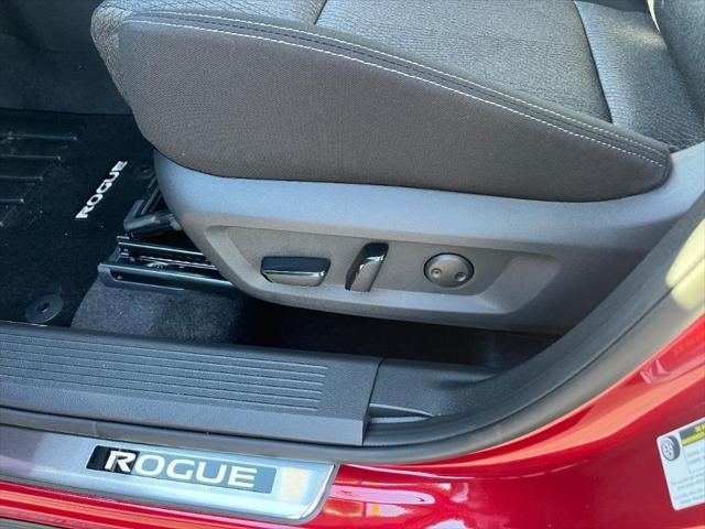 new 2025 Nissan Rogue car, priced at $32,727