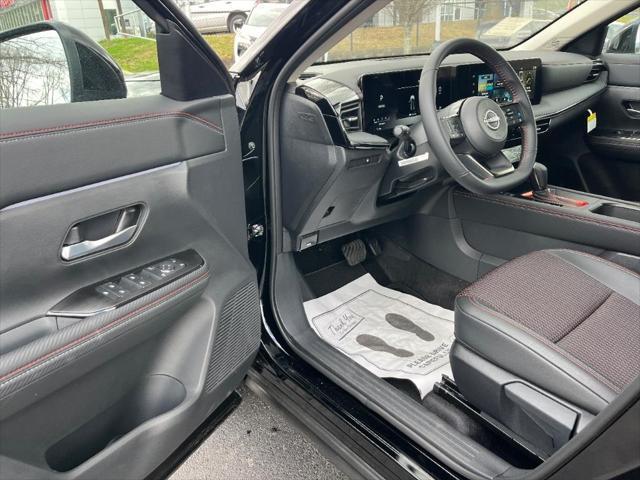 new 2025 Nissan Kicks car, priced at $28,848