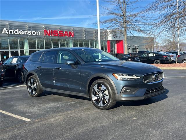 used 2023 Volvo V60 Cross Country car, priced at $38,036