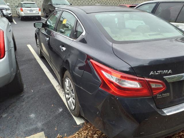 used 2017 Nissan Altima car