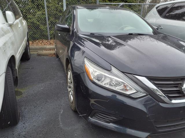 used 2017 Nissan Altima car