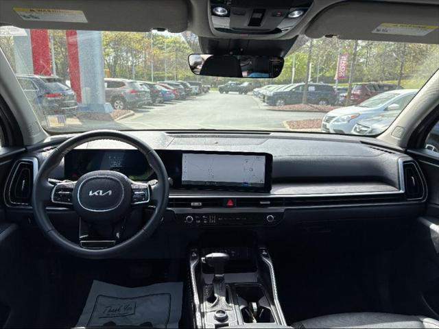 used 2024 Kia Sorento car, priced at $35,184