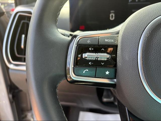 used 2024 Kia Sorento car, priced at $35,184