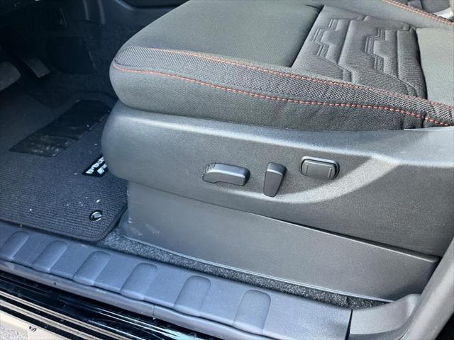 new 2025 Nissan Frontier car, priced at $42,400
