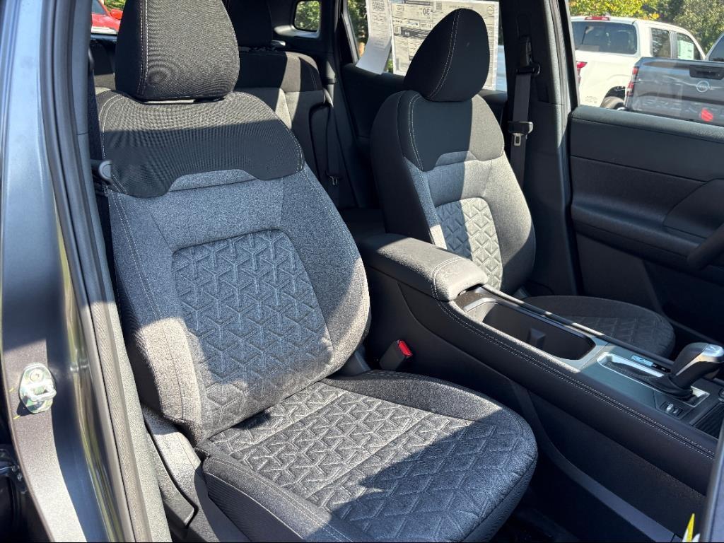 new 2025 Nissan Kicks car, priced at $28,344