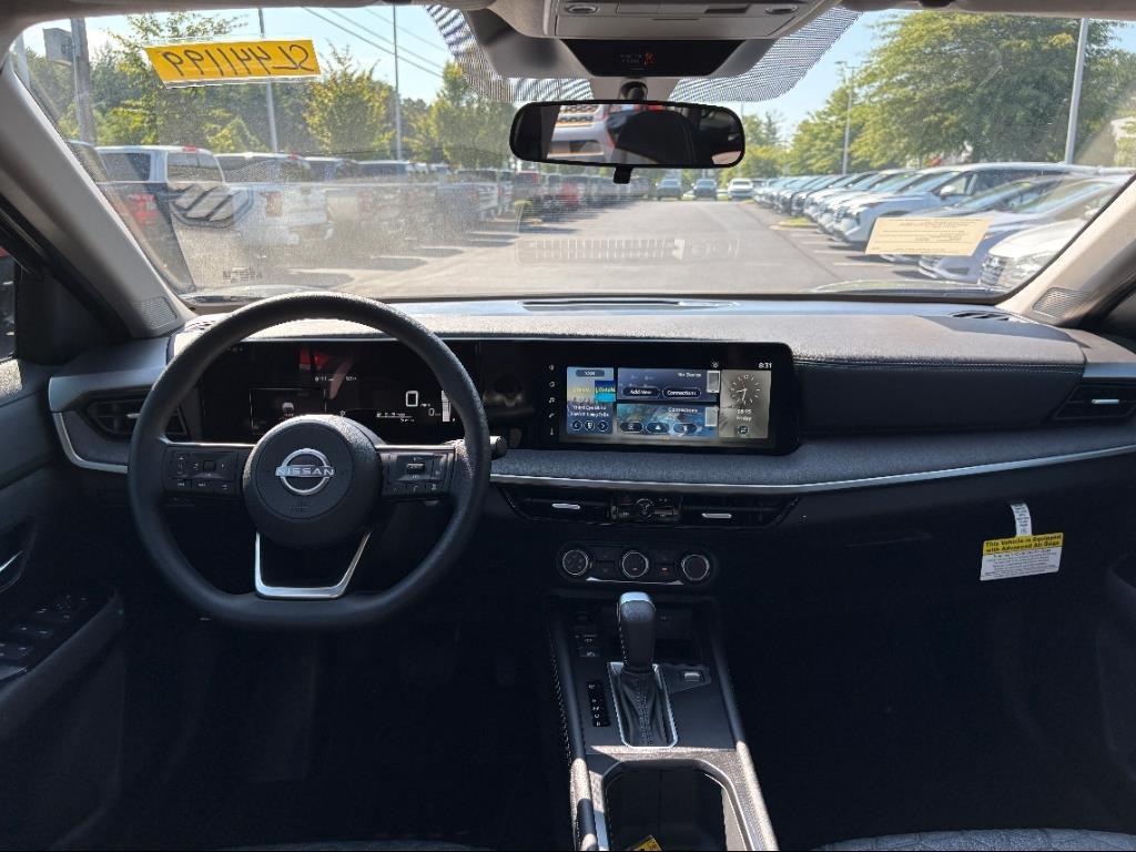 new 2025 Nissan Kicks car, priced at $28,344