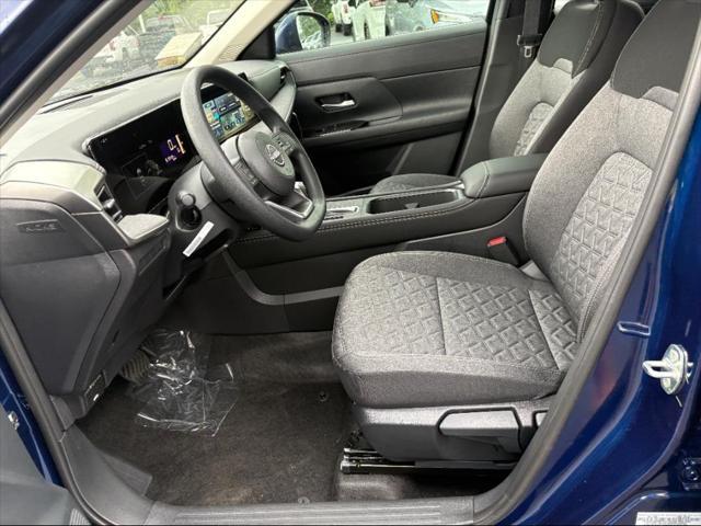 new 2025 Nissan Kicks car, priced at $26,555