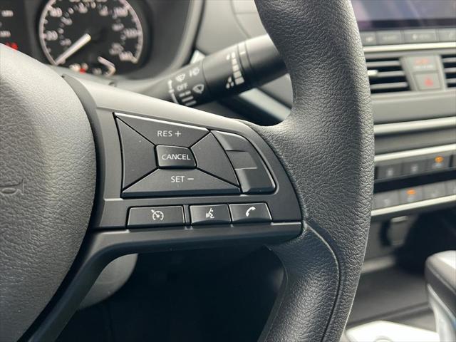 new 2025 Nissan Altima car, priced at $27,284