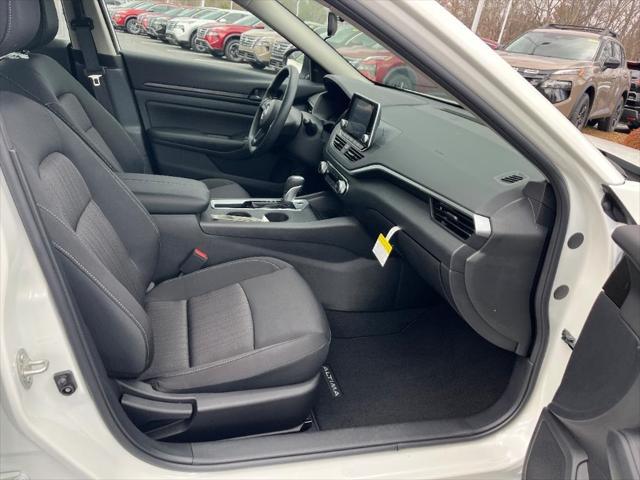 new 2025 Nissan Altima car, priced at $27,284